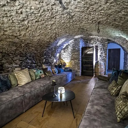 Chalet Chasa Sentima *