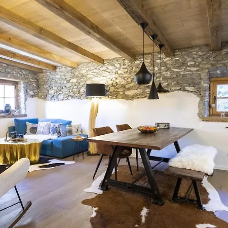 Chasa Sentima Σαλέ